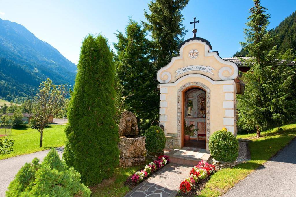 Wellness-aparthotel Montana 4*